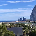 Sea View - 5 Min Walk To Gibraltar * La Línea de la Concepción