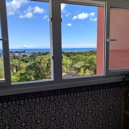 Sea View - 5 Min Walk To Gibraltar Apartment